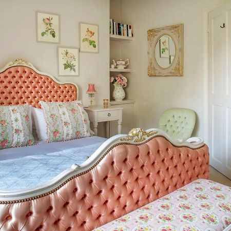 Pytts House Boutique Bed & Breakfast Burford Esterno foto