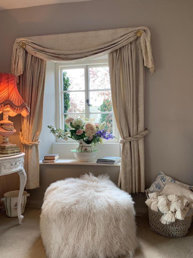 Pytts House Boutique Bed & Breakfast Burford Esterno foto