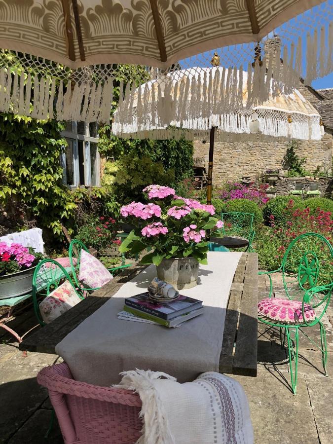 Pytts House Boutique Bed & Breakfast Burford Esterno foto