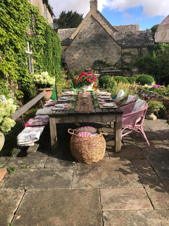 Pytts House Boutique Bed & Breakfast Burford Esterno foto
