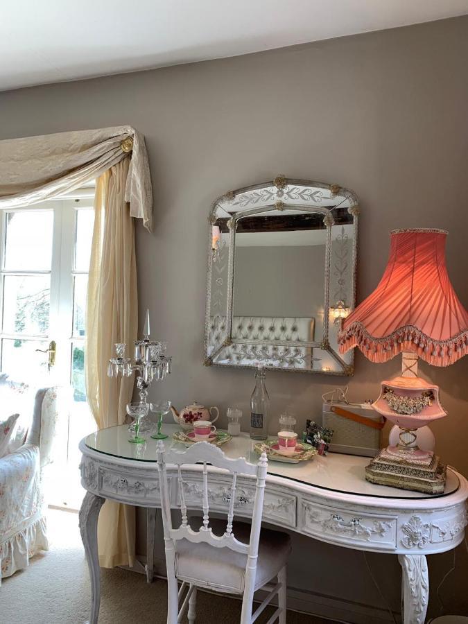 Pytts House Boutique Bed & Breakfast Burford Esterno foto