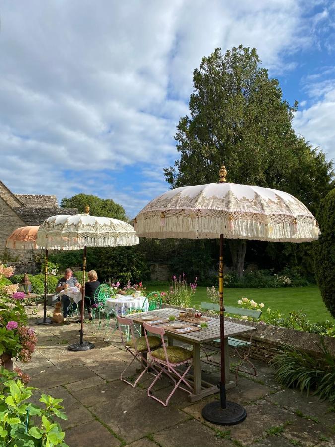 Pytts House Boutique Bed & Breakfast Burford Esterno foto